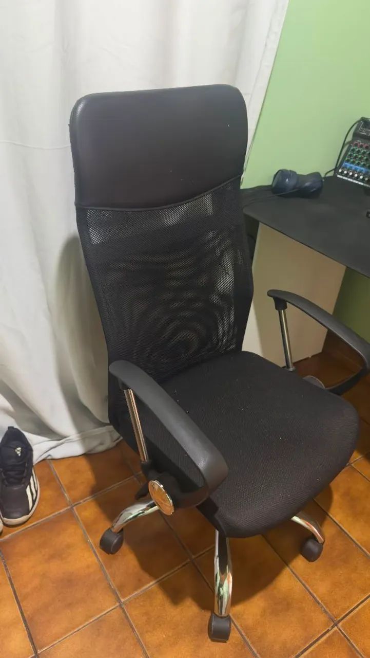 Cadeira de escritório - Foto 2