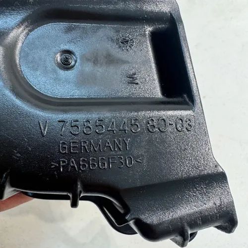 Tampa Motor Bomba Óleo Peugeot 308 1.6 2013 A 2015  Detalhe Preto - Foto 2