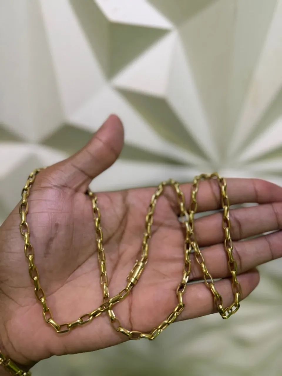 Corrente de ouro 16.7