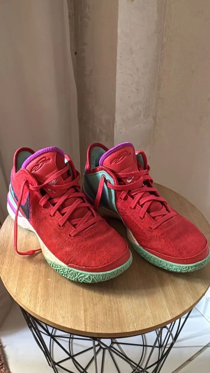 LeBron NXXT tamanho 41