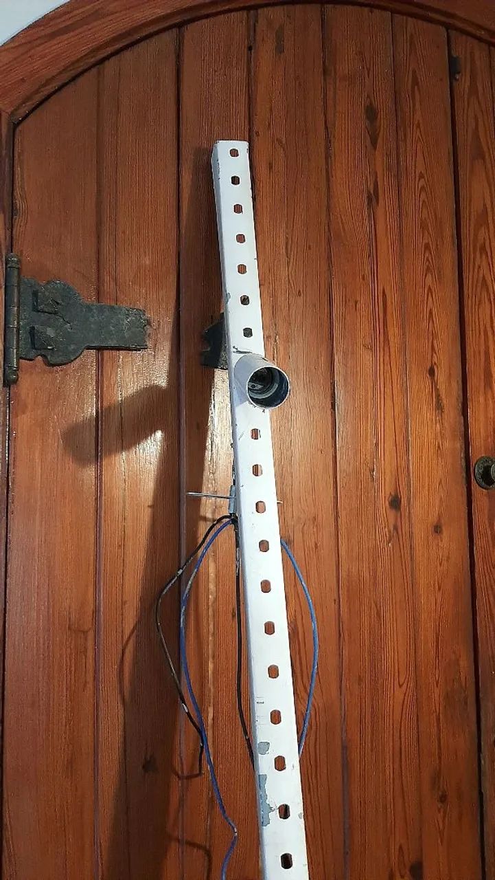 Trilho para 3 lâmpadas  - Foto 3