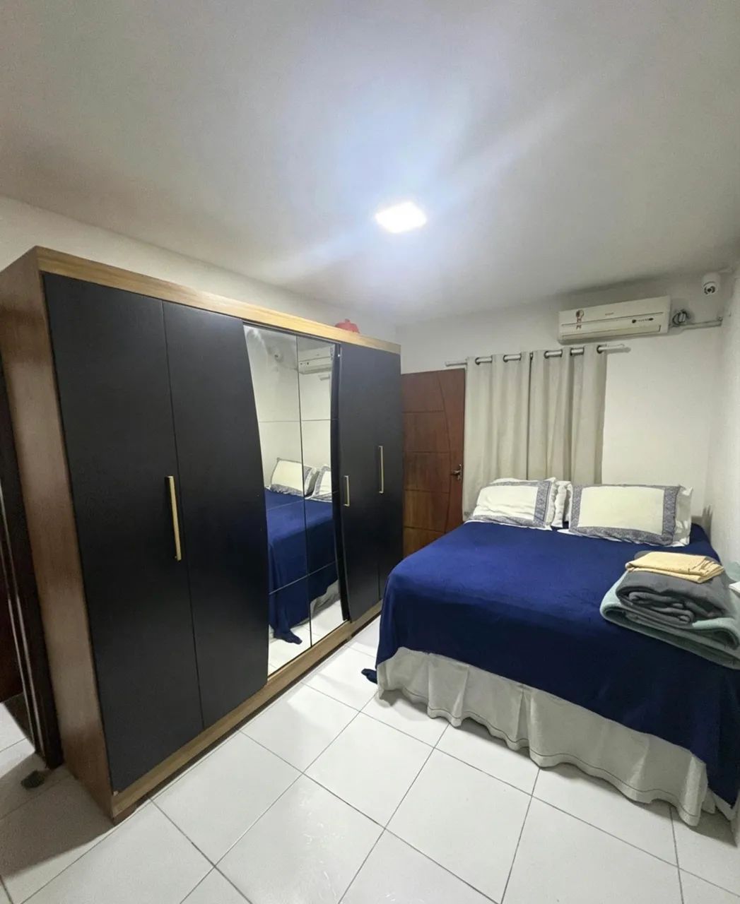 Quarto para alugar com suite 