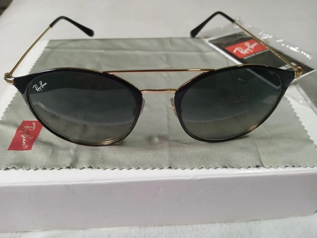 Belíssimo Rayban Novo