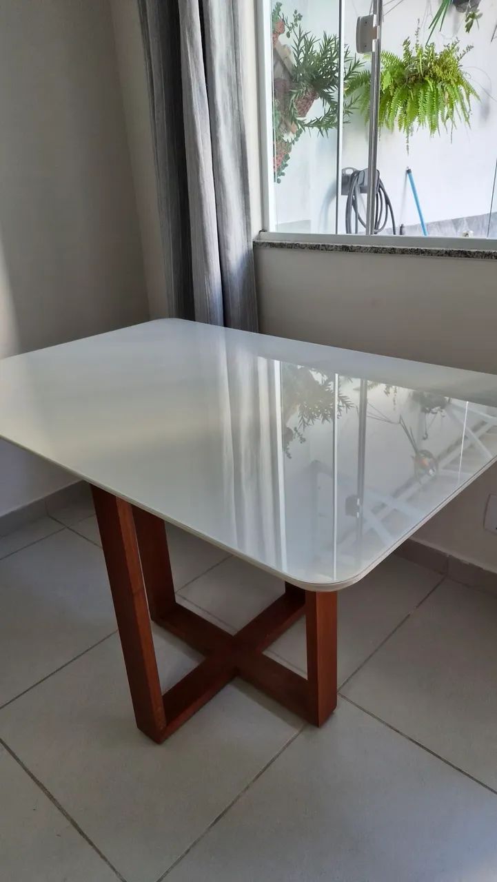 Mesa de jantar - 1,20 x 0,80 NOVA