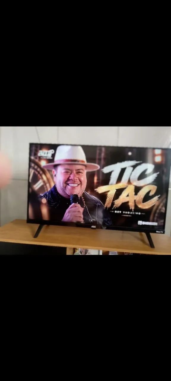 TV AOC Smart semi Nova 32polegadas 