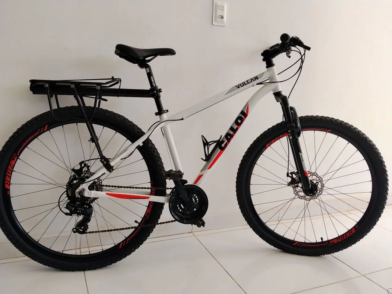Bicicleta aro 29 Caloi Vulcan em Alumínio 
