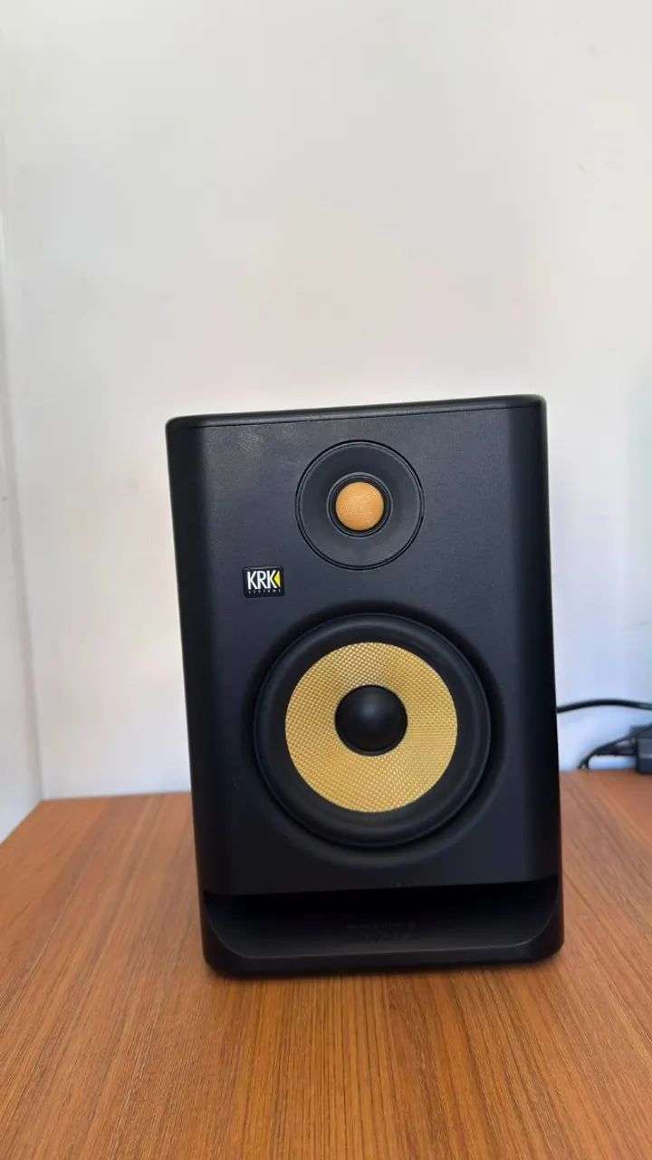 Monitor de audio KRK 5 G4