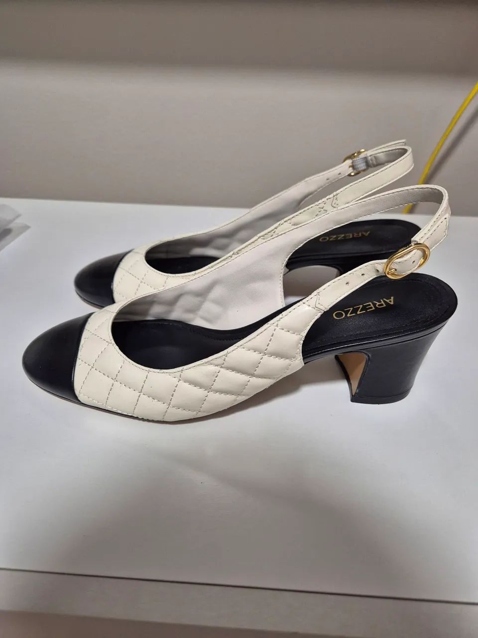 Scarpin slingback arezzo - Foto 2