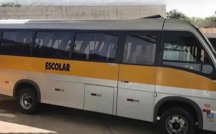 MICROÔNIBUS VOLARES 2012  - Foto 3