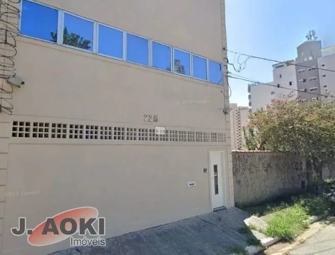 Prédio comercial - 600m² c/ 16 salas - C. Inglesa
