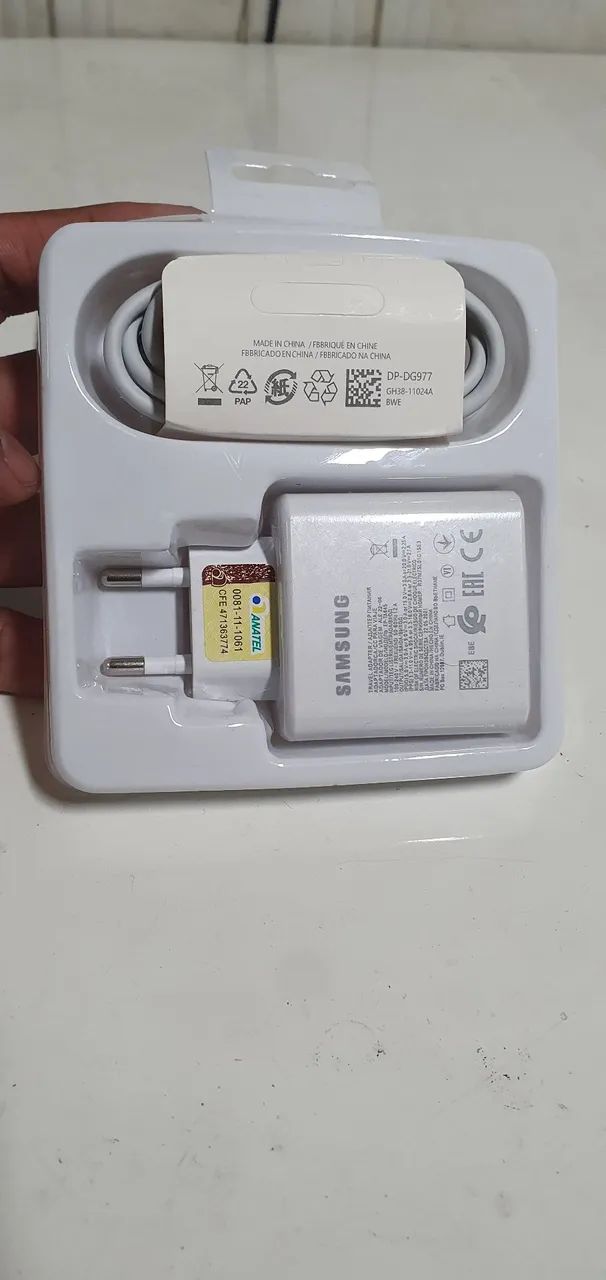 Carregador Samsung branco recarga rápida entrada tipo C - Foto 3
