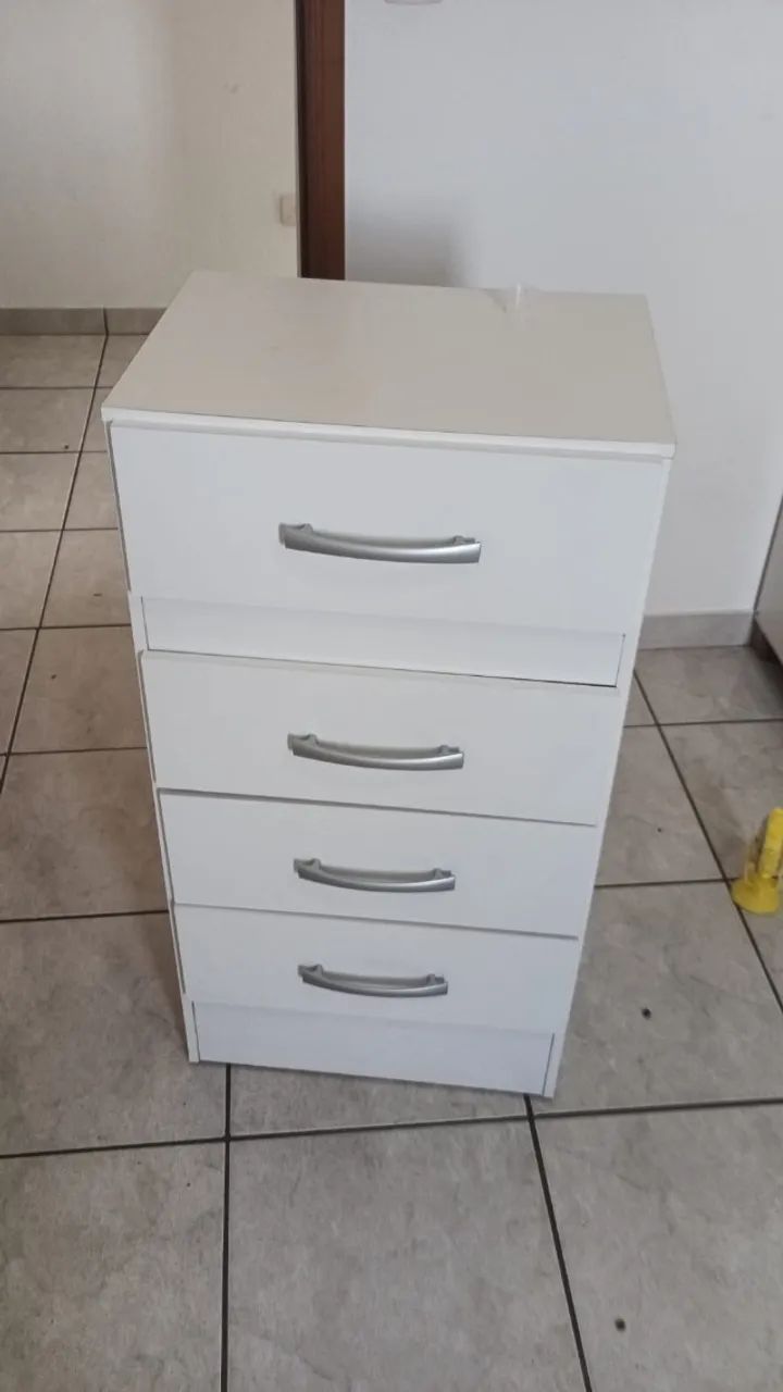 Cômoda com 4 gavetas - Foto 3