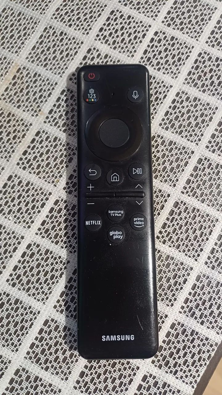 TV 75' Samsung Cristal Led  - Foto 4