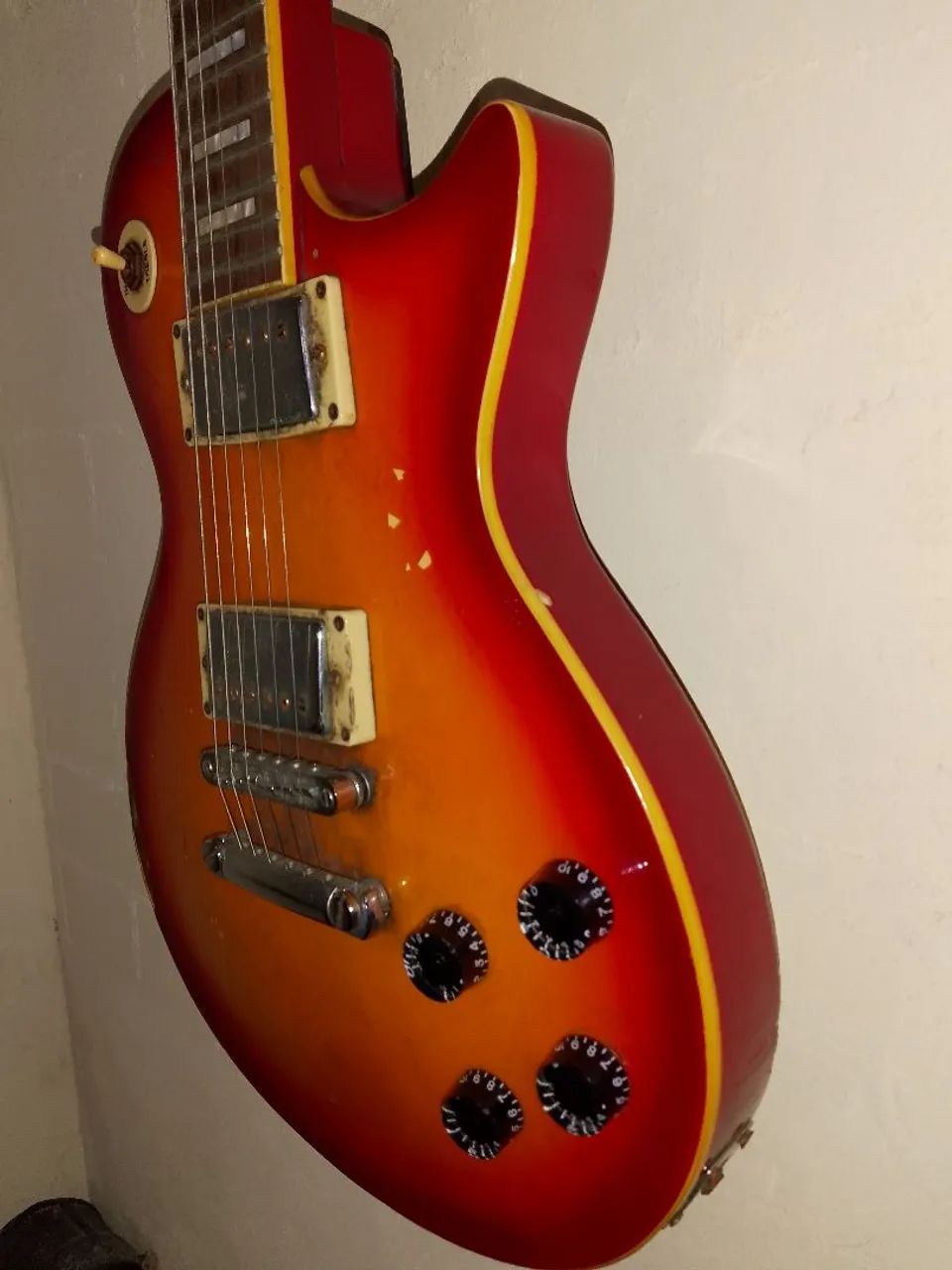 Guitarra vogga Les paul 399$  funcionando perfeitamente  - Foto 5
