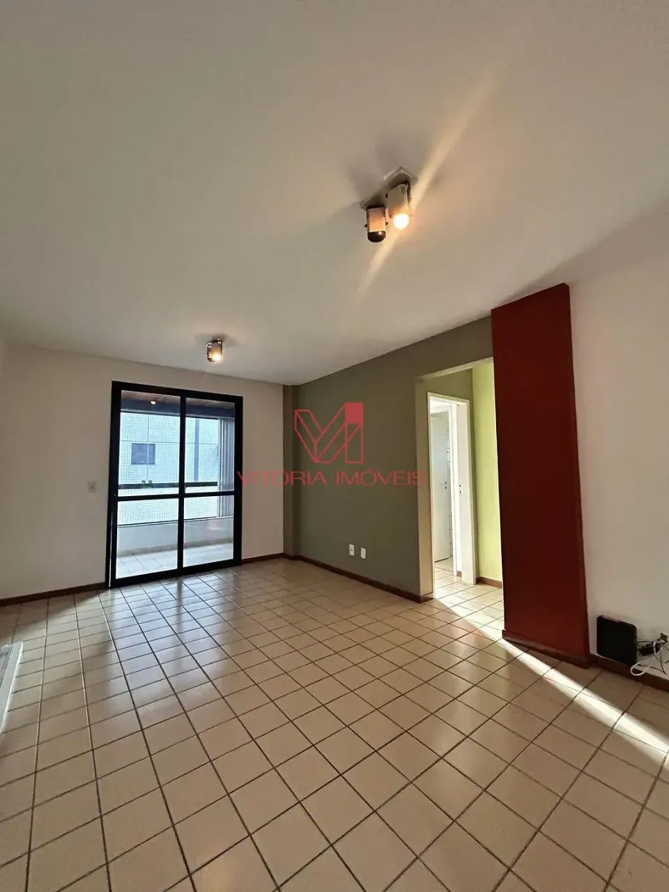 More em um dos endereços mais desejados de Vitória! Apartamento de 2 quartos em edifício d - Foto 4