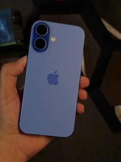 iPhone 16 - 128GB Azul - Foto 2