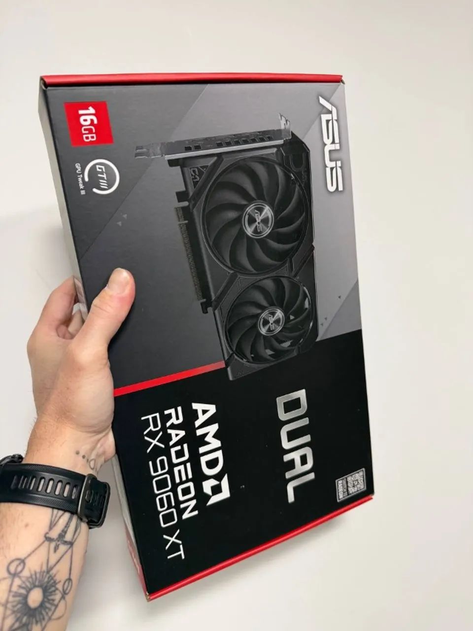 Placa de Vídeo AMD Rx 9060xt 16Gb Asus Dual Fan - @LJCEletro