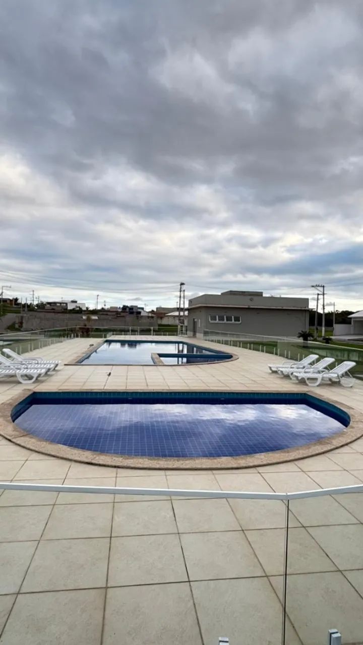 Lote de 440m2 em condomínio - São Pedro da Aldeia