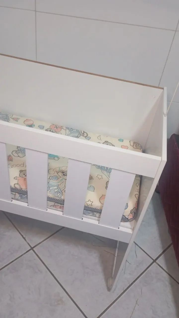 Mini berço com colchão  - Foto 4
