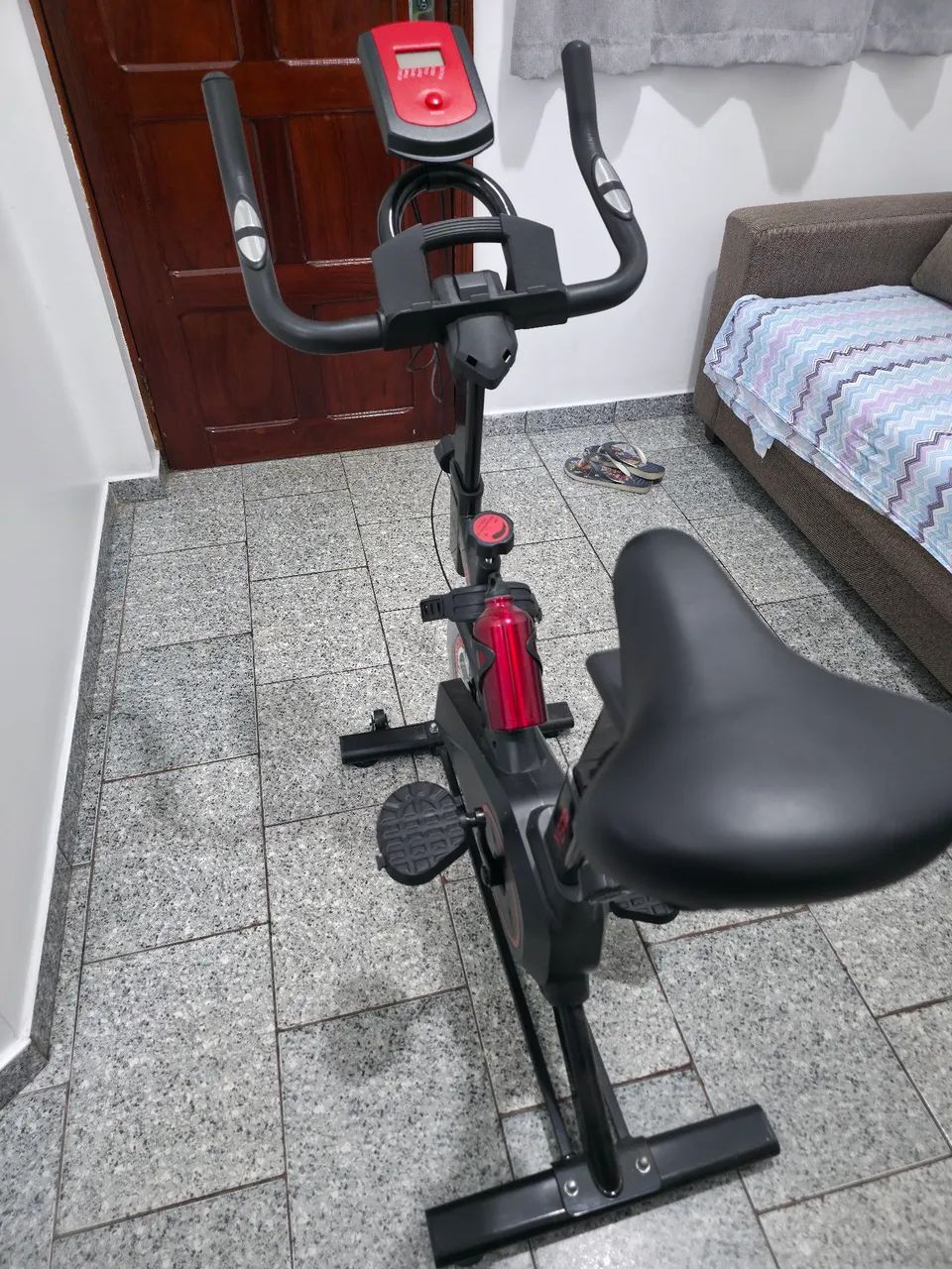 Bicicleta Ergométrica Spinning - Estado de Nova - Foto 2