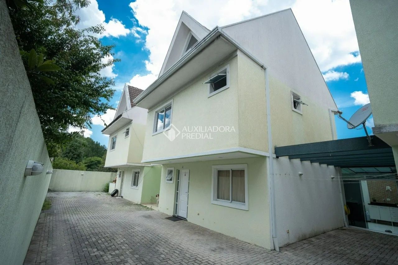 Sobrado Triplex com 3 Quartos e Ático no Boqueirão - Foto 3