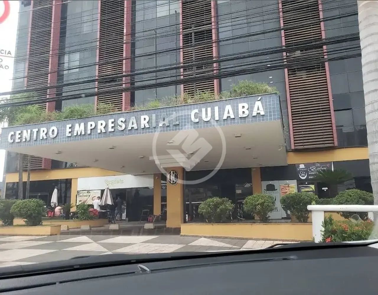 sala comercial à venda, localizada no altamente valorizado condomínio Edifício Centro Empr - Foto 2