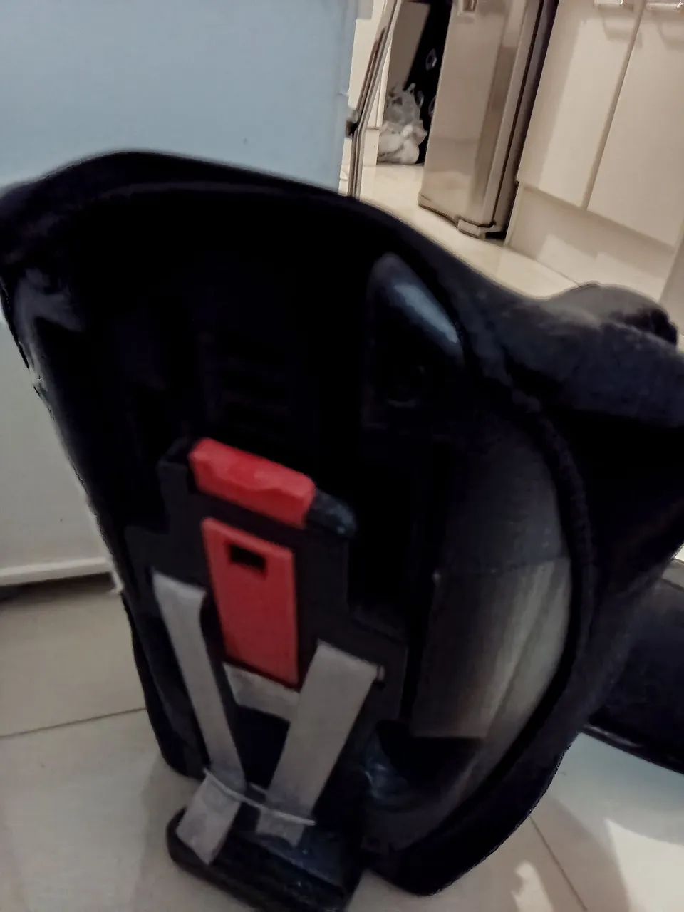 Cadeira de criança  para carro. - Foto 2