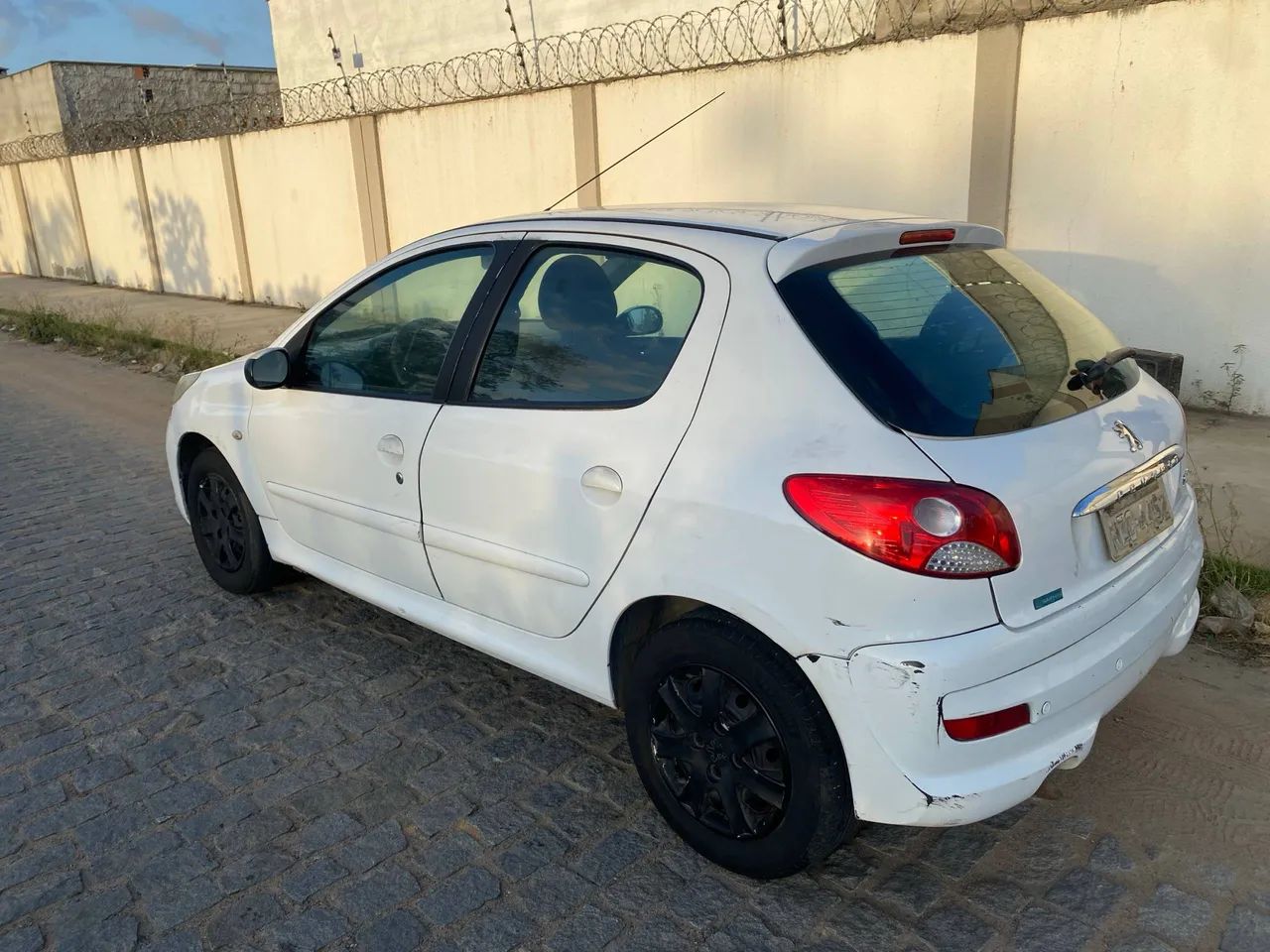 Peugeot 207 2012