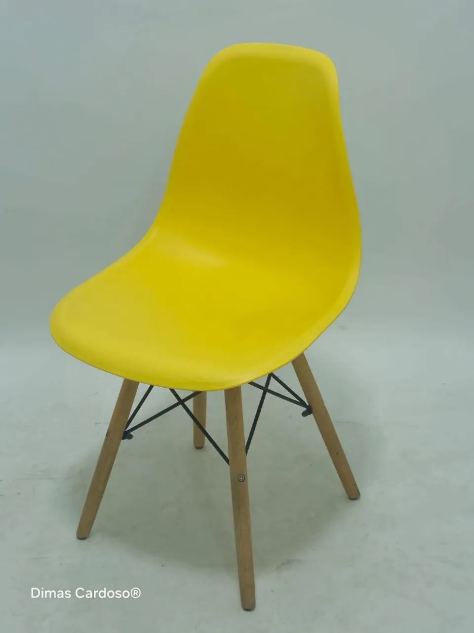 Duas Cadeira Charles Eames Eiffel