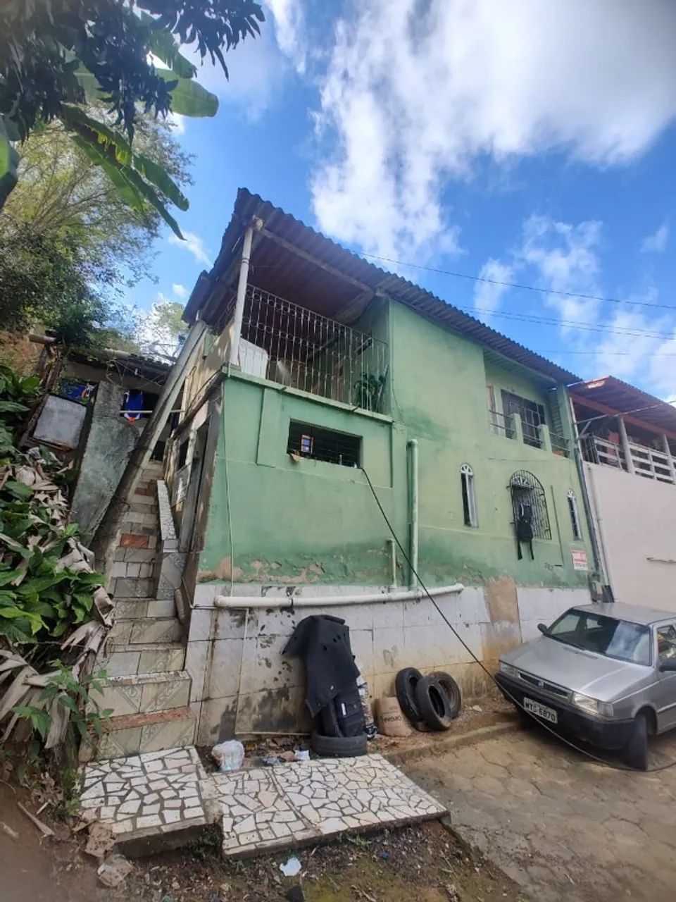 Á VENDA CASA E KITNETS EM IBIRAÇU CENTRO