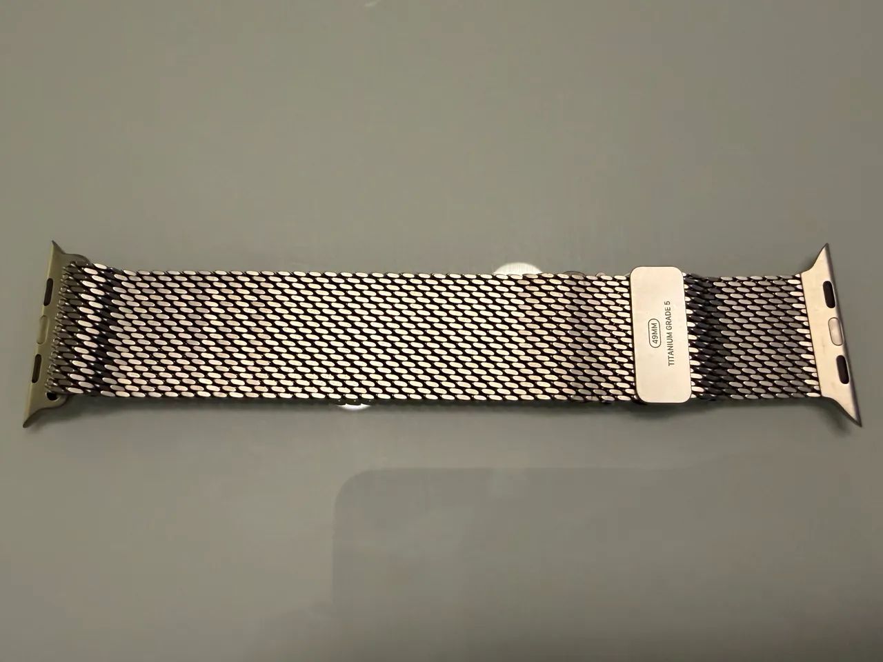 Pulseira Apple Watch Natural Titanium Milanese Loop - Foto 5