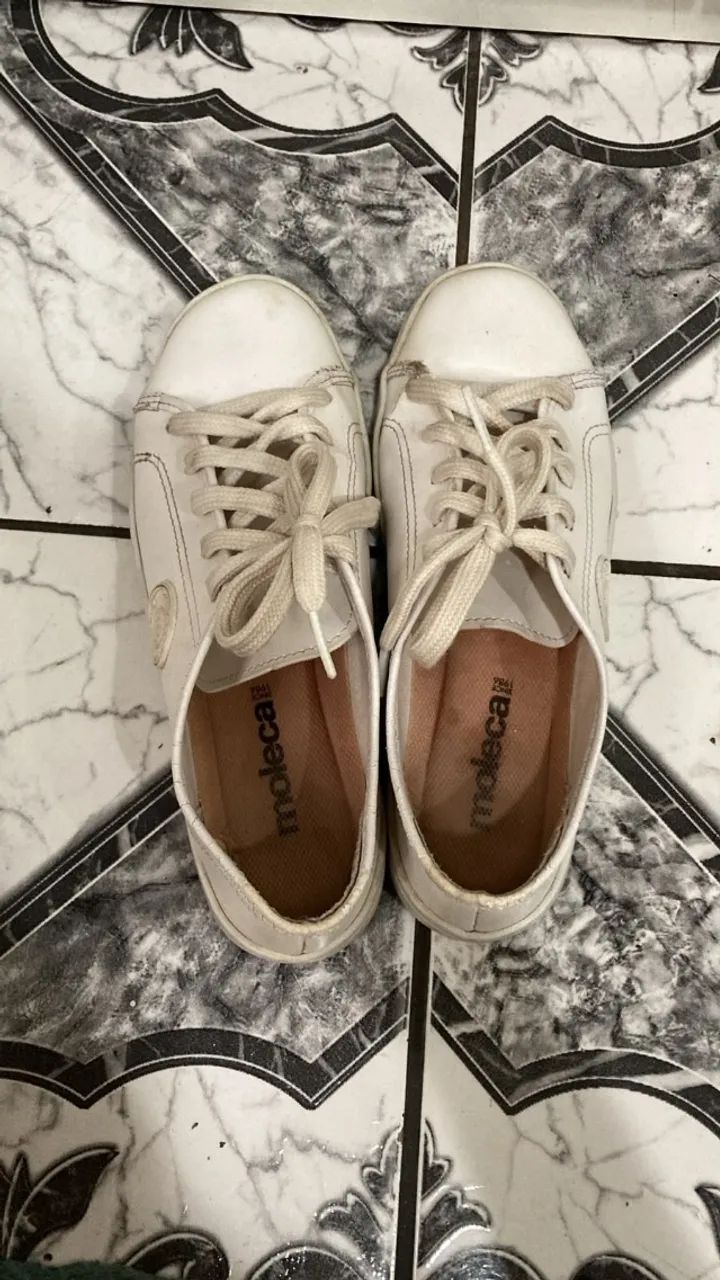 Sapato branco moleca