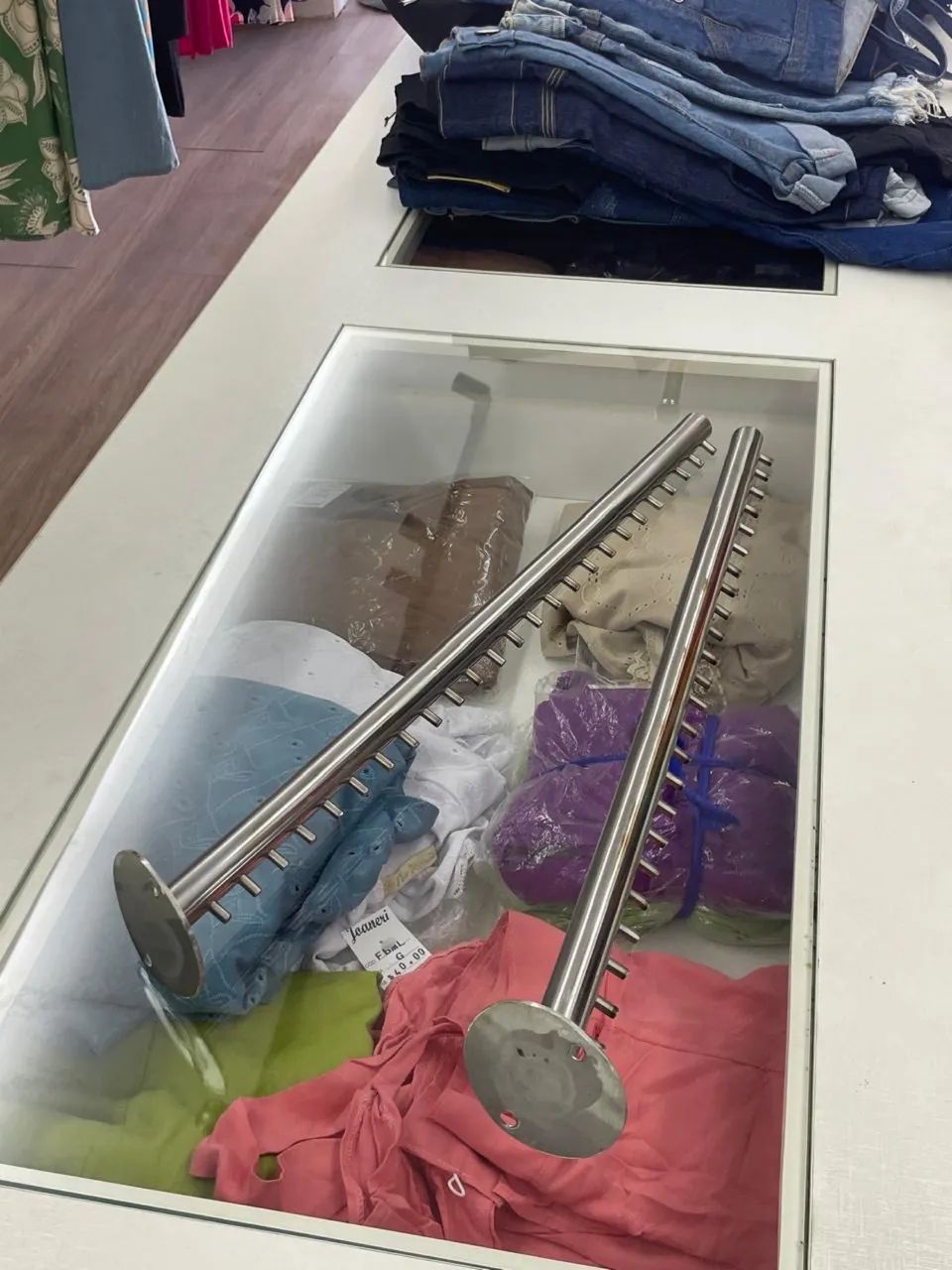 Suporte para cabide em aço inox - Foto 2