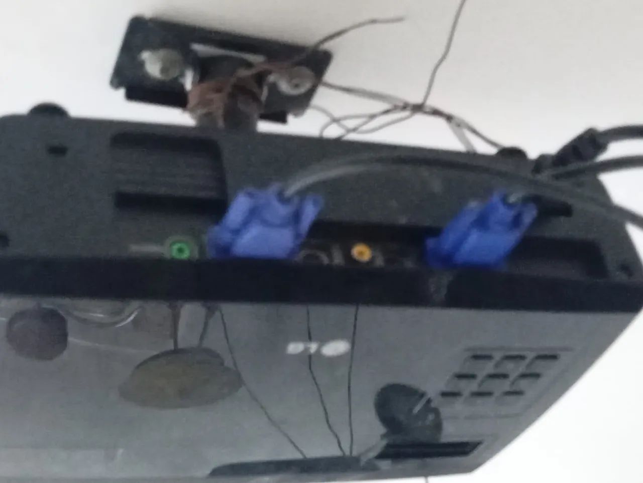 DATASHOW LG JA VAI COM CABO E ADPTADOR HDMI - Foto 5