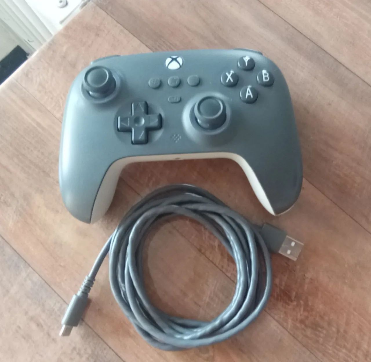 Controle com fio para Xbox e Pc - 8BitDo Ultimate C - Foto 4