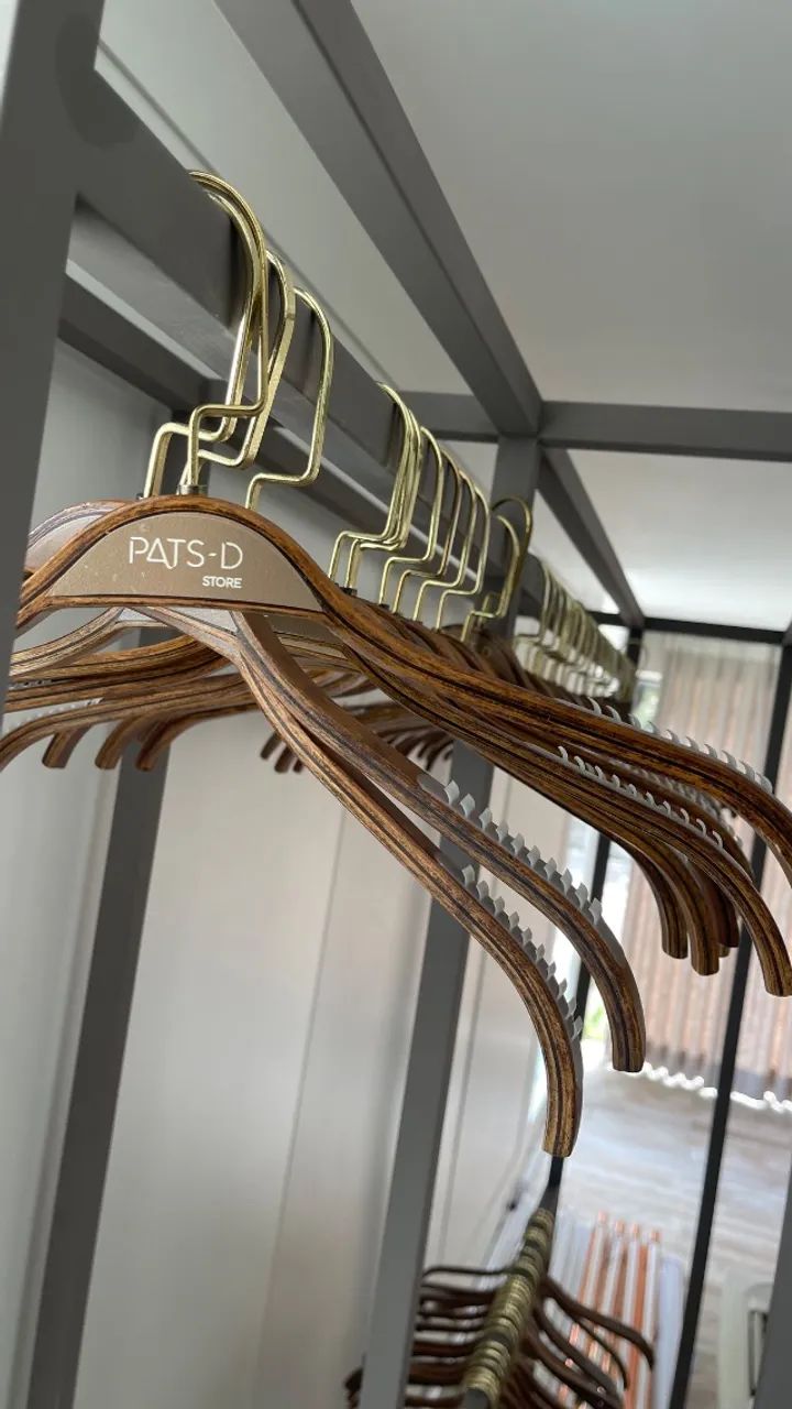 Cabides premium para loja de roupas!  - Foto 2