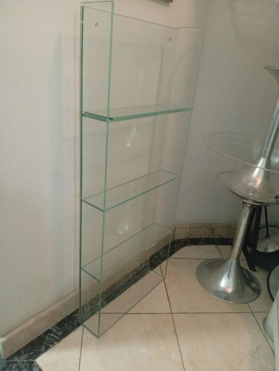 Armário de vidro - Foto 2