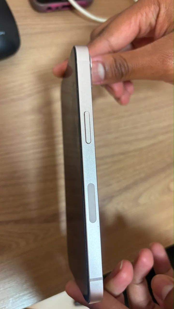 IPHONE 13 SEMINOVO COM CAIXA  - Foto 4