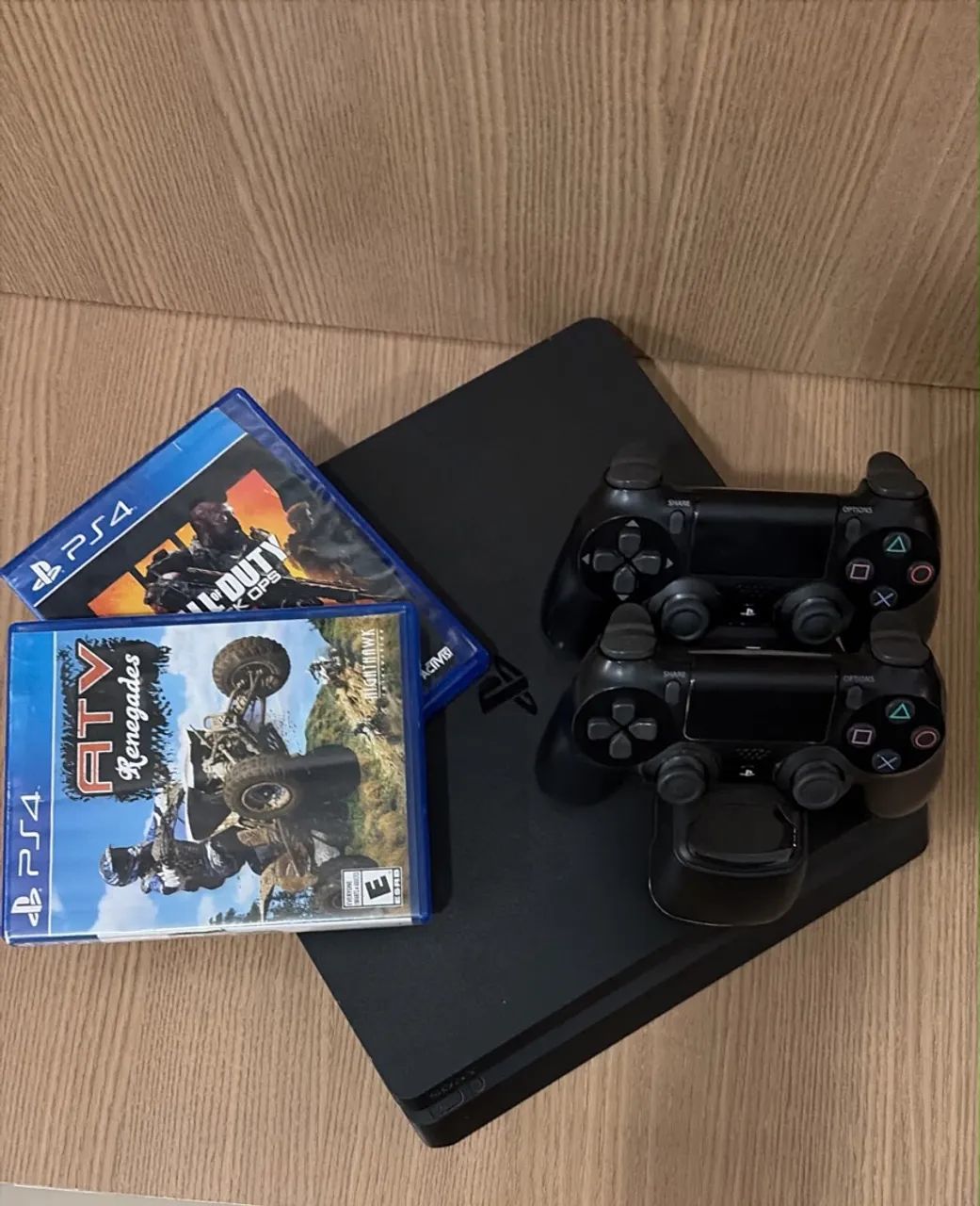 Ps4 slim 