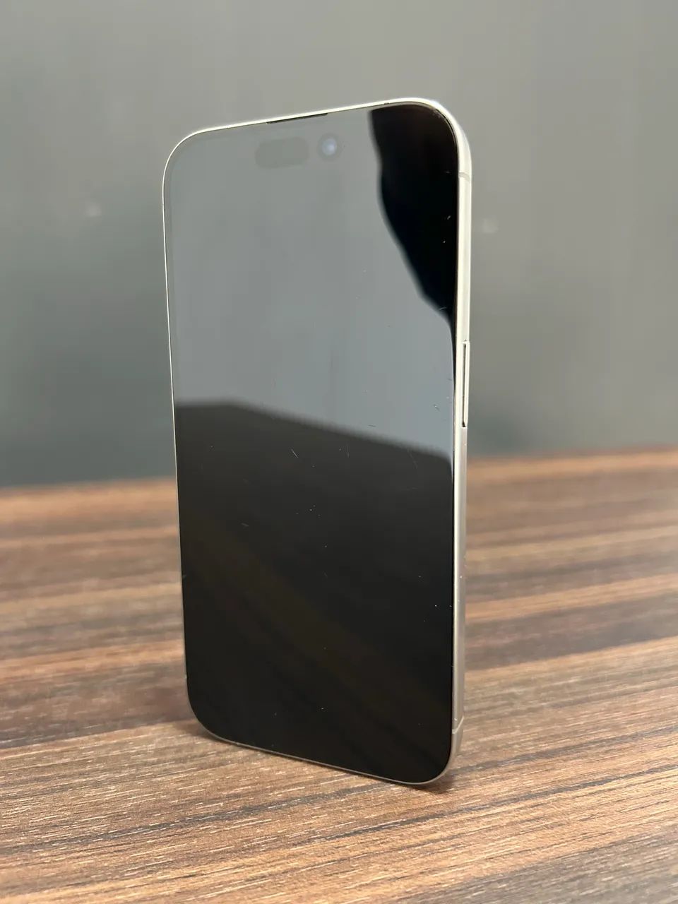 Iphone 15 Pro - Foto 3