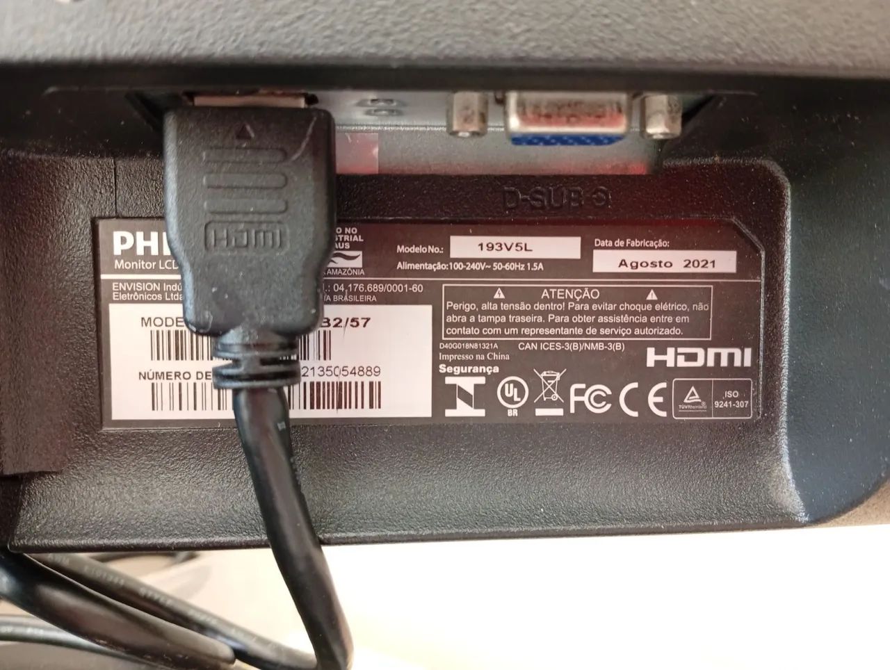 Monitor philips 19V5 18,5 com DEFEITO para retirada de peças  - Foto 3