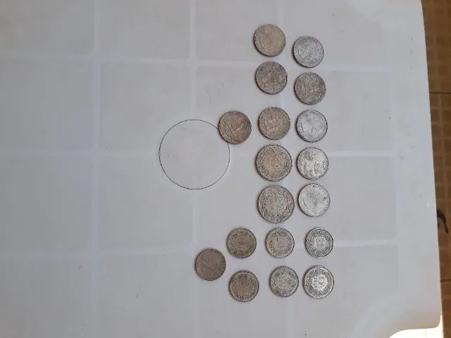 Moedas americanas e Franco 