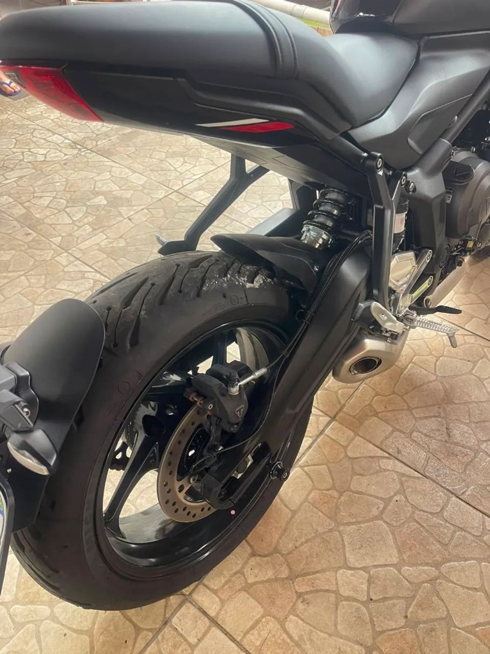 Triumph Trident 660  - Foto 5