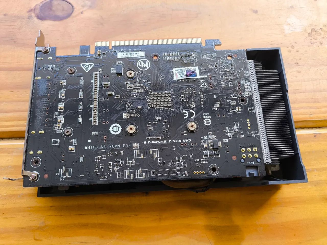 RX 6500 XT 4GB - Gigabyte Eagle  - Foto 4