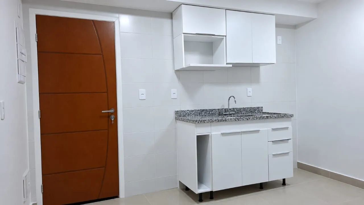 Lindo recém construído ótima localização  - Foto 3