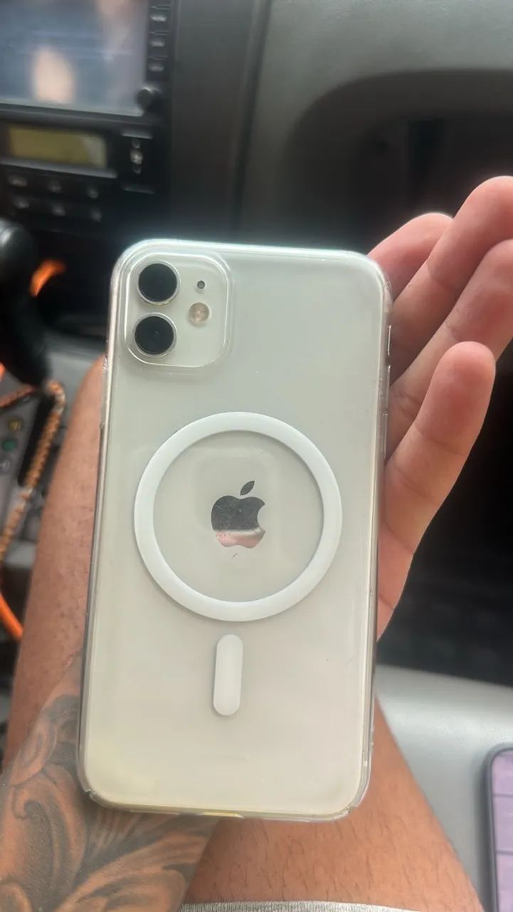 iPhone 11