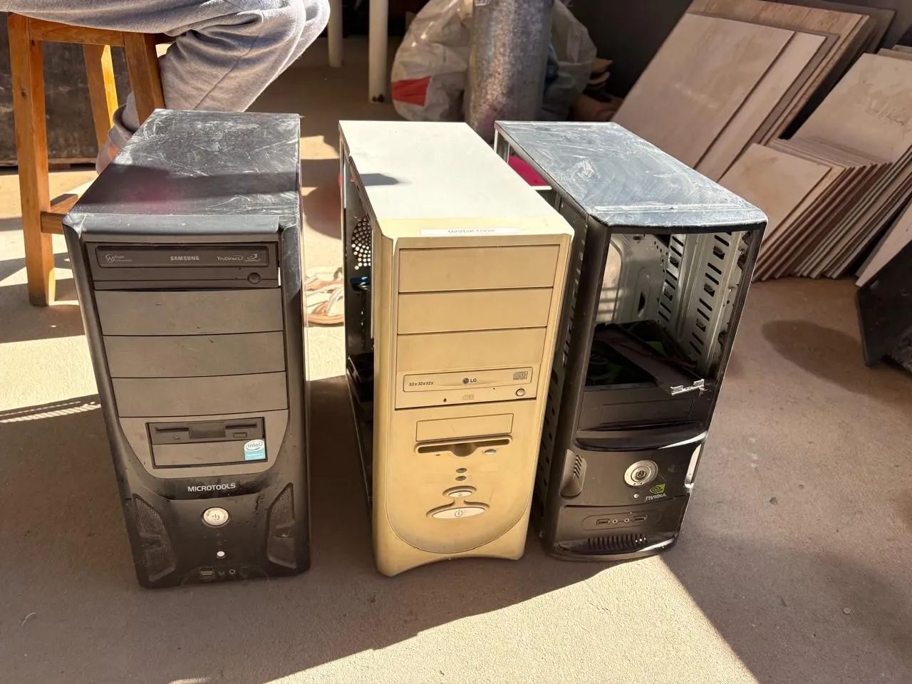3 Gabinete (CPU) , Com Peças ( Oportunidade )