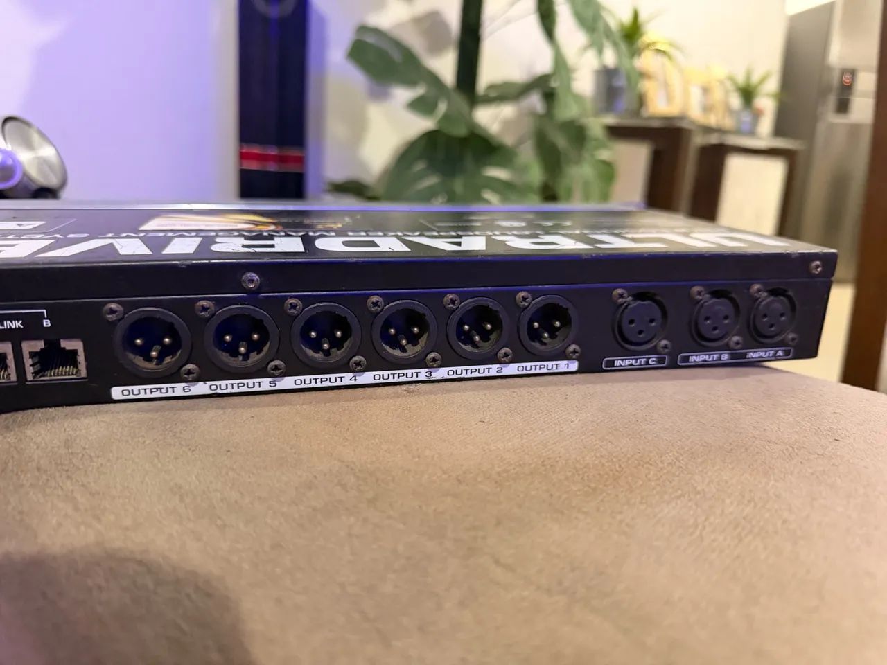 Processador Behringer DCX-2496 - Foto 5