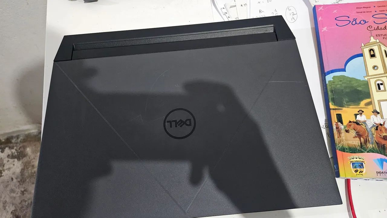 Notebook dell g15 com defeito em placa