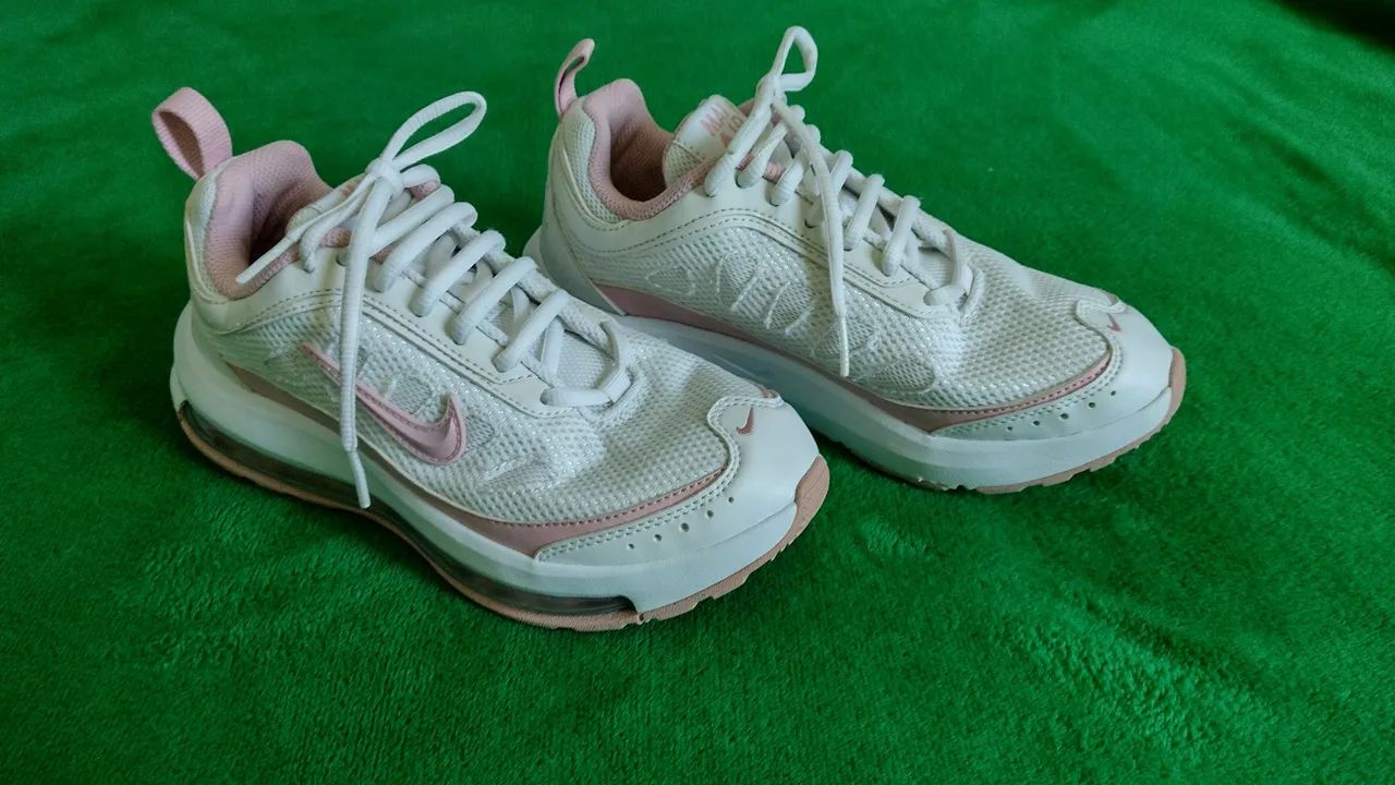 Tênis 34 Nike Air Max 